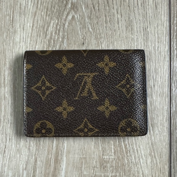 Louis Vuitton Card Holder - Picture 2 of 4